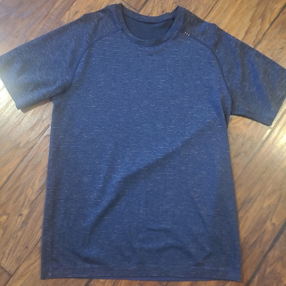 Lululemon Short Sleeve T-Shirt